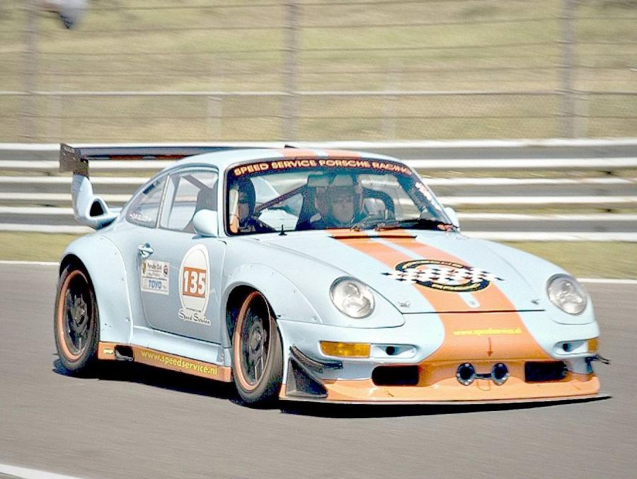  Porsche 911 GT2 RSR 1995 года  (фото 7 из 17)